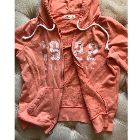 HOLLISTER orangey-peach hooded zip-up - Picture 4 of 5